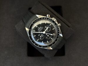 2022 Omega Speedmaster Moonwatch